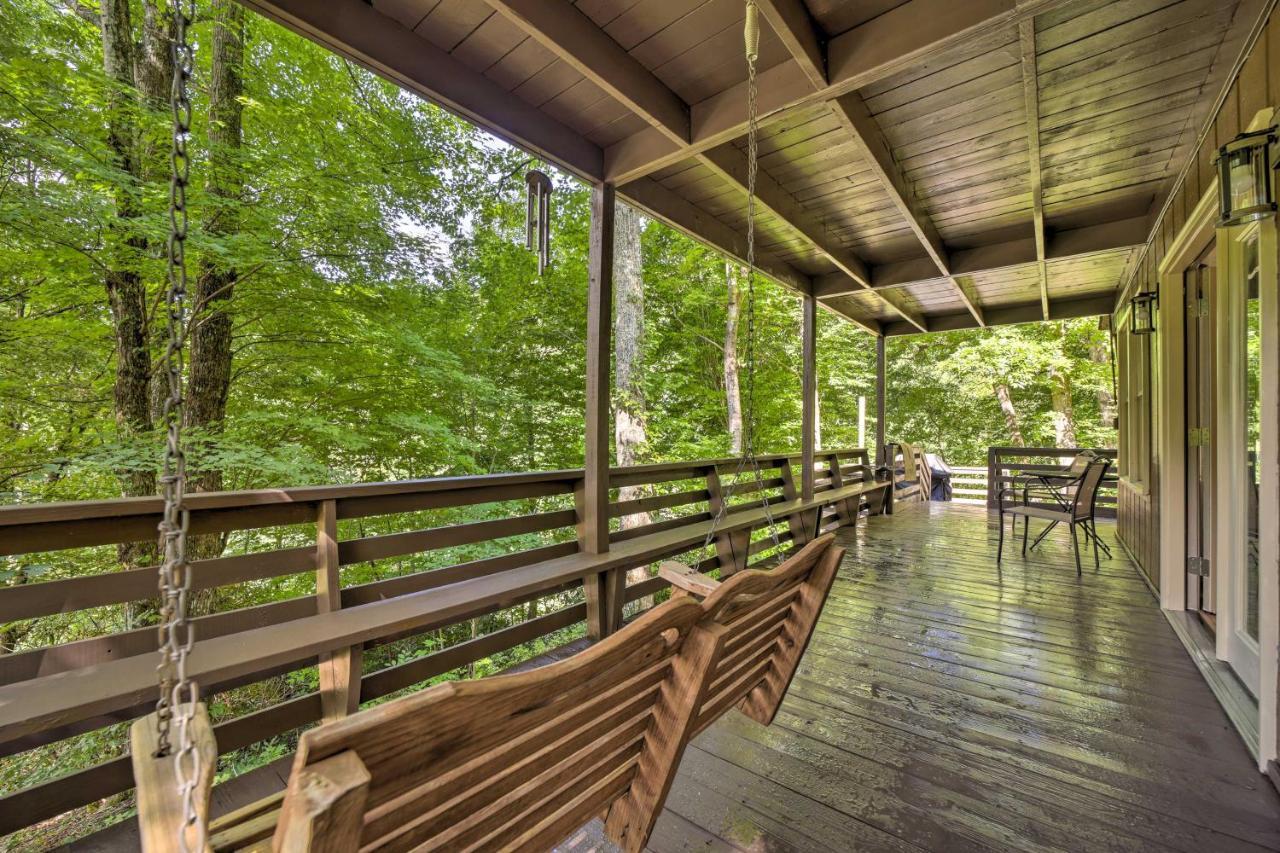 Charming Maggie Valley Getaway With Fire Pit! エクステリア 写真