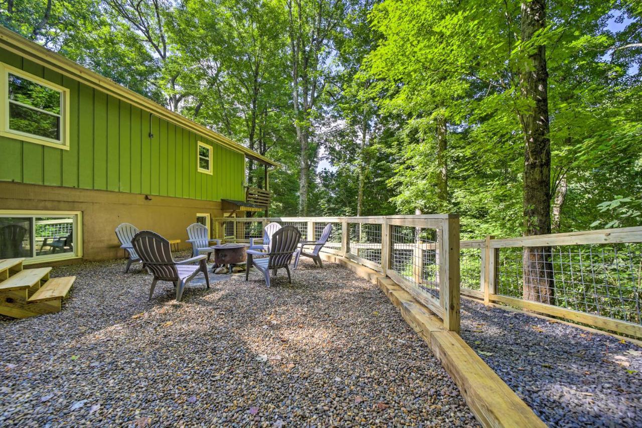 Charming Maggie Valley Getaway With Fire Pit! エクステリア 写真